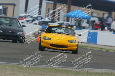 media/Dec-19-2025-Lucky Dog Racing (Fri) [[3b7b1b5fc8]]/Beginner/Session 2 Turn 1/